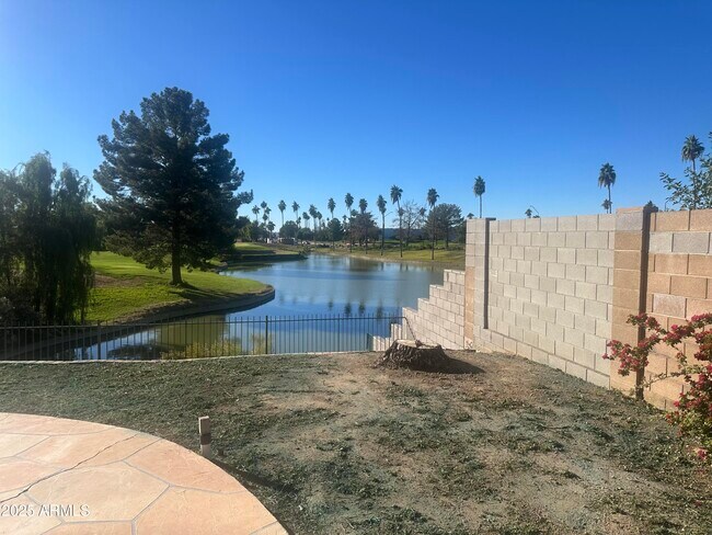 Building Photo - 1755 W Aspen Ave