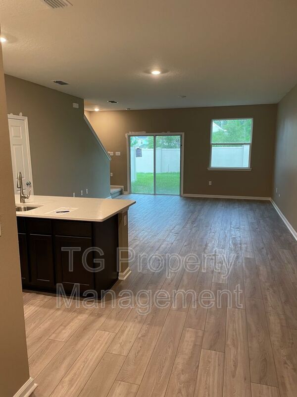 Building Photo - 99 Great Star Ct