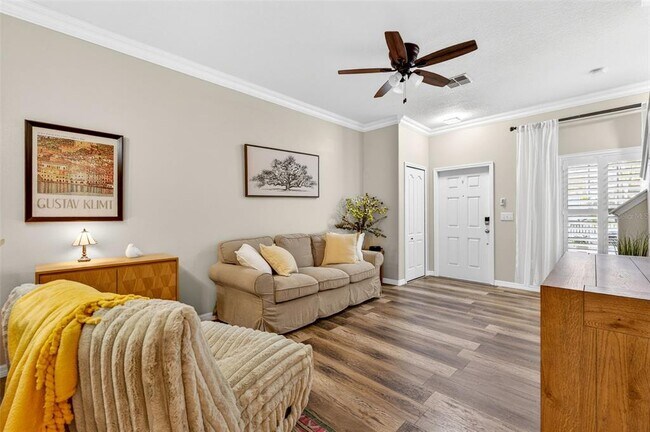 Building Photo - 2713 Lantern Hill Ave