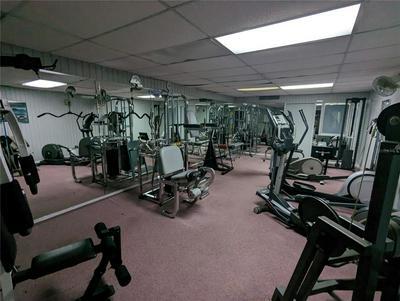 Building Photo - 2811 SW Archer Rd