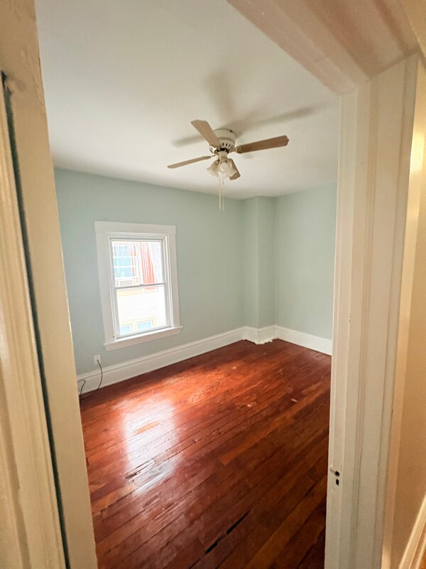 Building Photo - 962 Dunham St SE