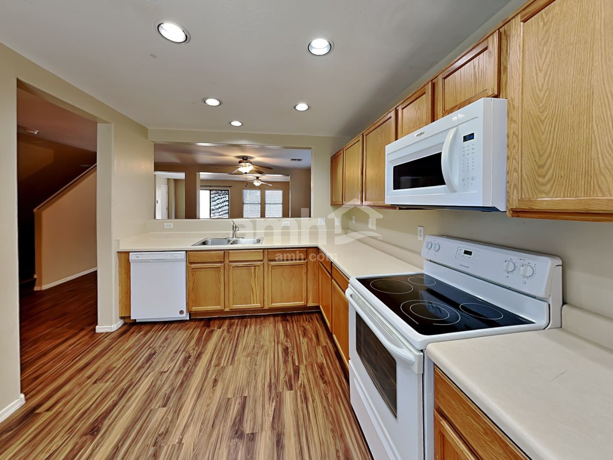 Building Photo - 18522 W Legend Dr