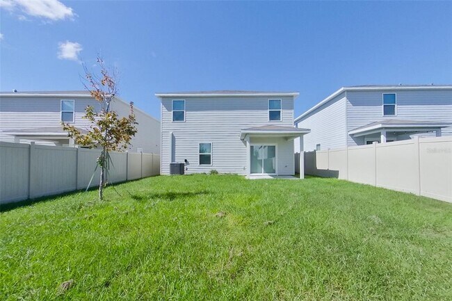 Building Photo - 8677 SW 44th Ct