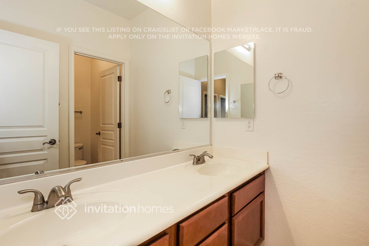 Building Photo - 11737 W Madison St