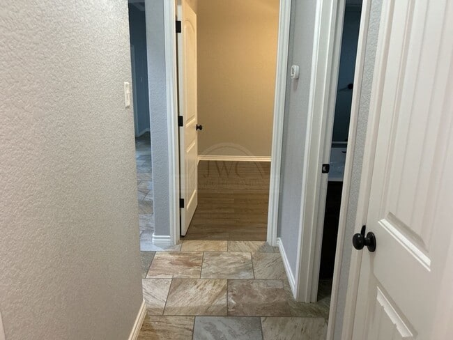 Building Photo - 1604 Granex Dr