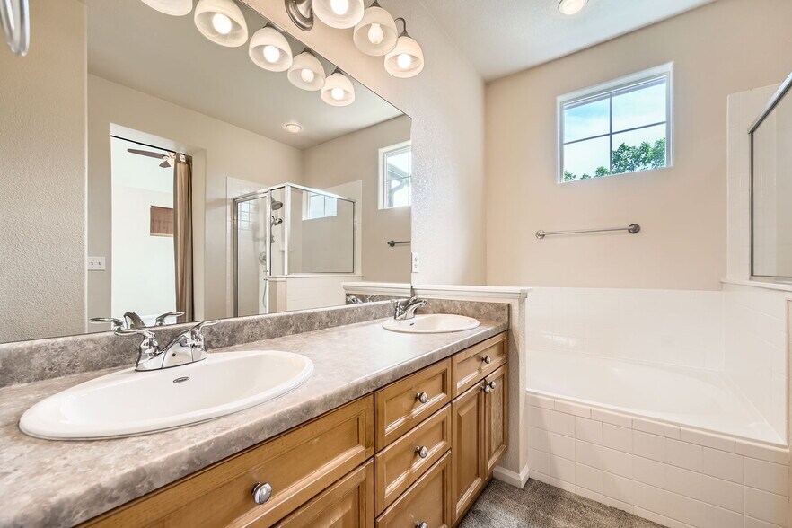 Master BathroomView1 - 2230 S. Vaughn Way. Unit 104.