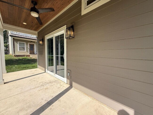 Building Photo - 4-Bedroom Home Near Tennessee Tech with Resort-Style Pool