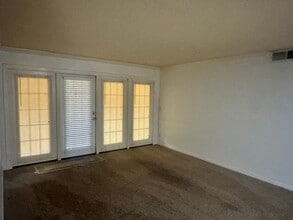 Building Photo - 3865 Campenero Ct