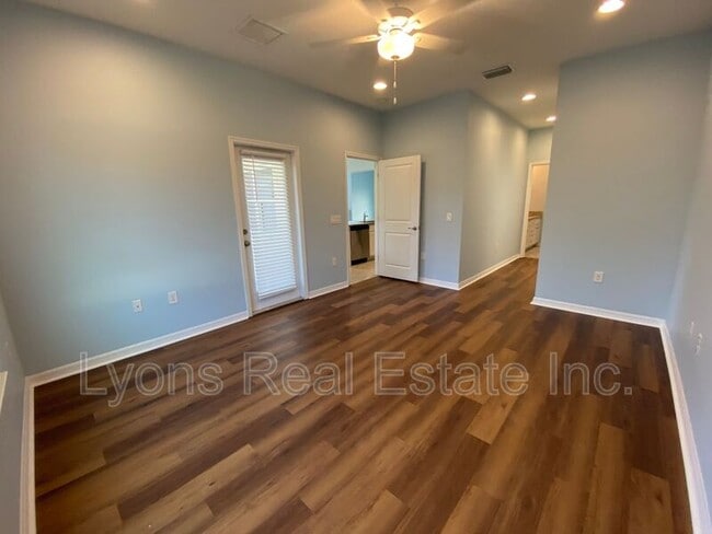 Building Photo - 18235 Eau Gallie Cir