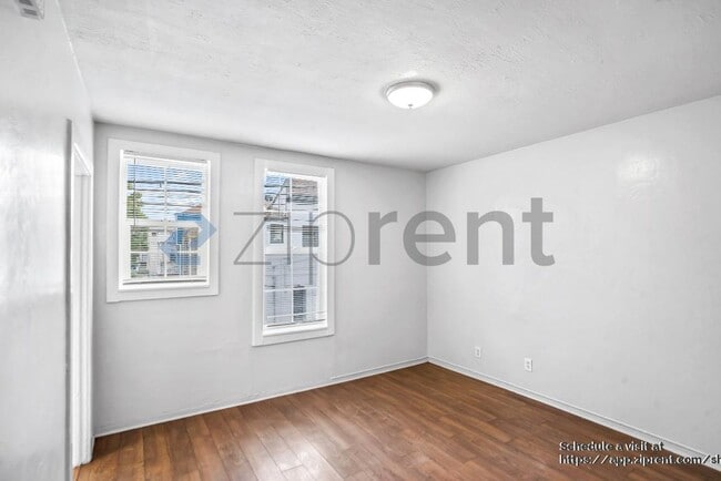 Building Photo - 1209 Campbell St