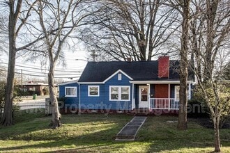 Building Photo - 2401 Greenland Ave