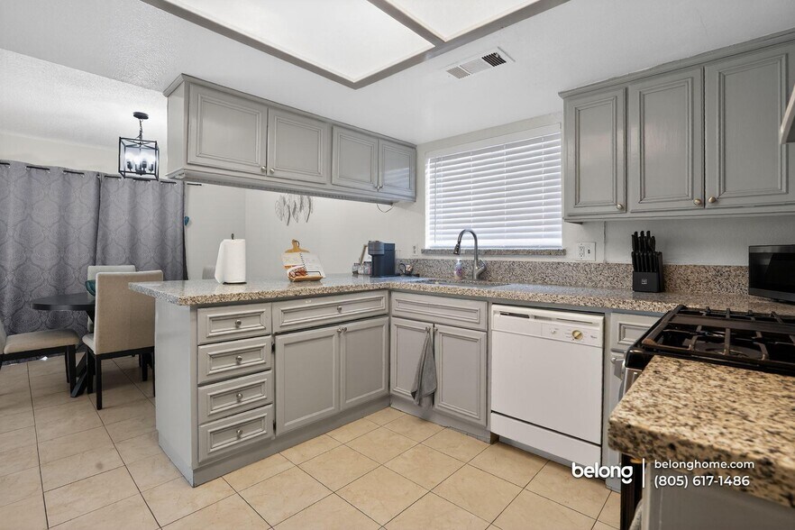 Building Photo - 4505 Gardenwood Ln