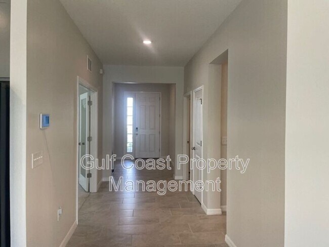 Building Photo - 2207 Midnight Pearl Dr