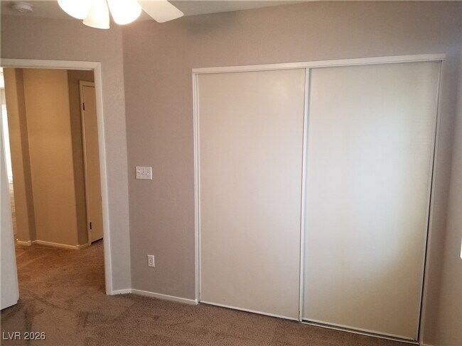 Building Photo - 305 Windmere St