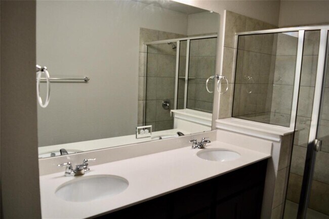 Building Photo - 1660 Fountain Bridge Dr