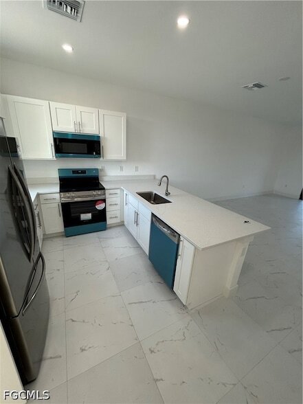 Building Photo - 177 Pennfield St