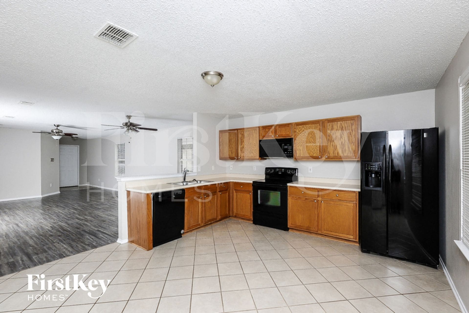 Building Photo - 8771 Cove Meadow Ln