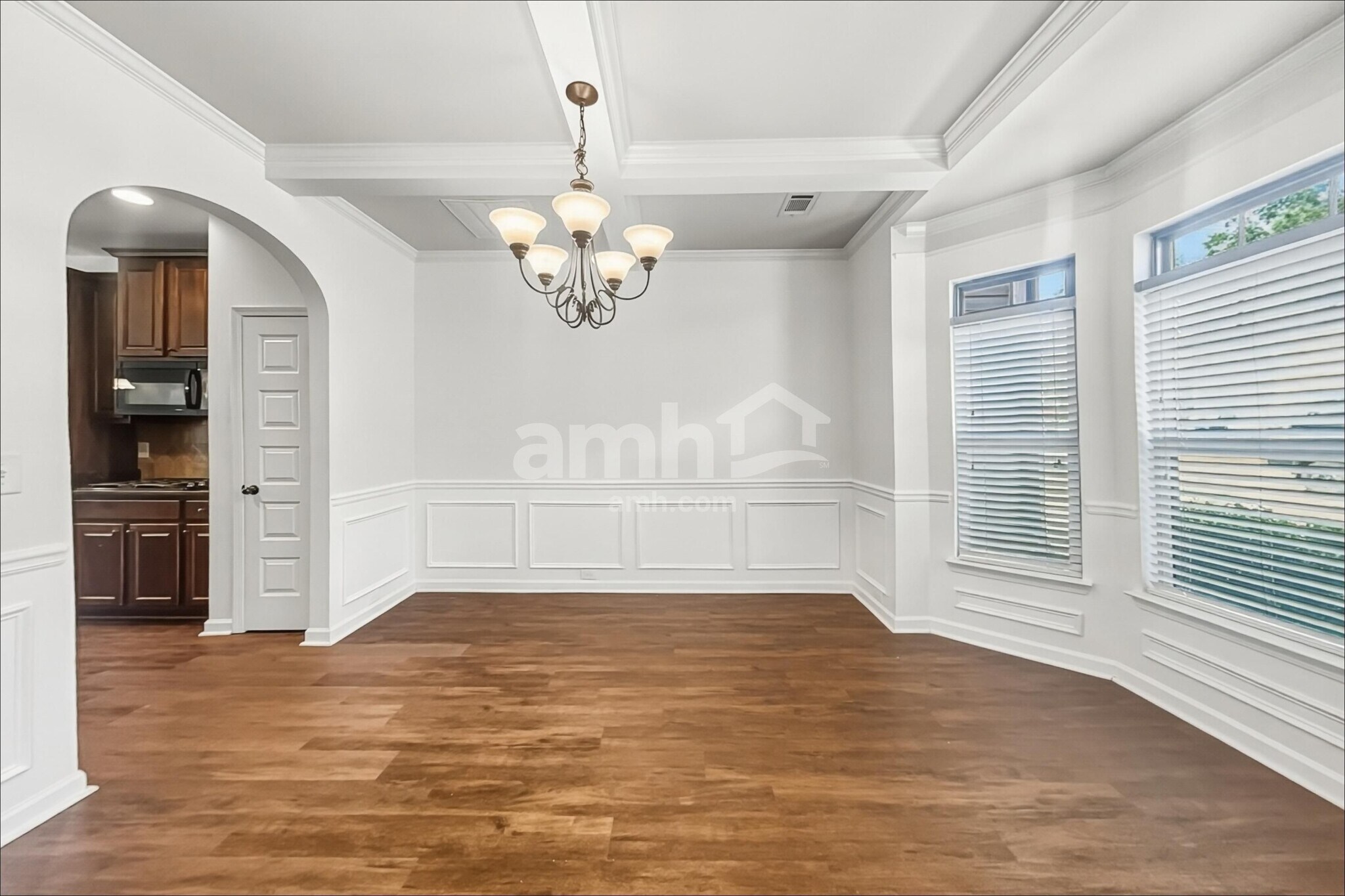 Building Photo - 272 Oak Branch Dr