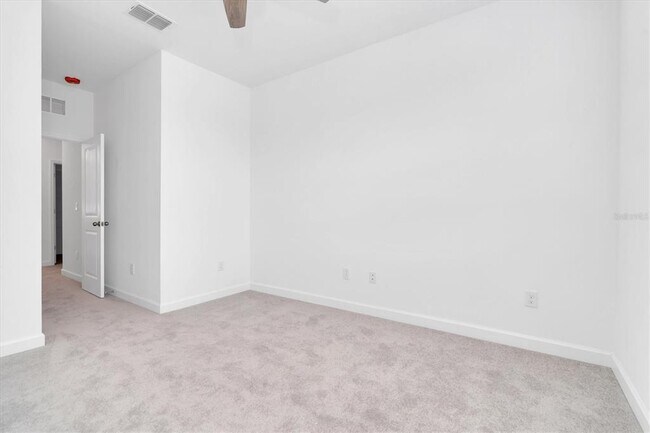 Building Photo - 15012 Lyla Ter