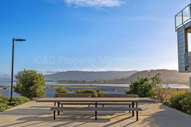 Building Photo - 52 Kirkwood Ave