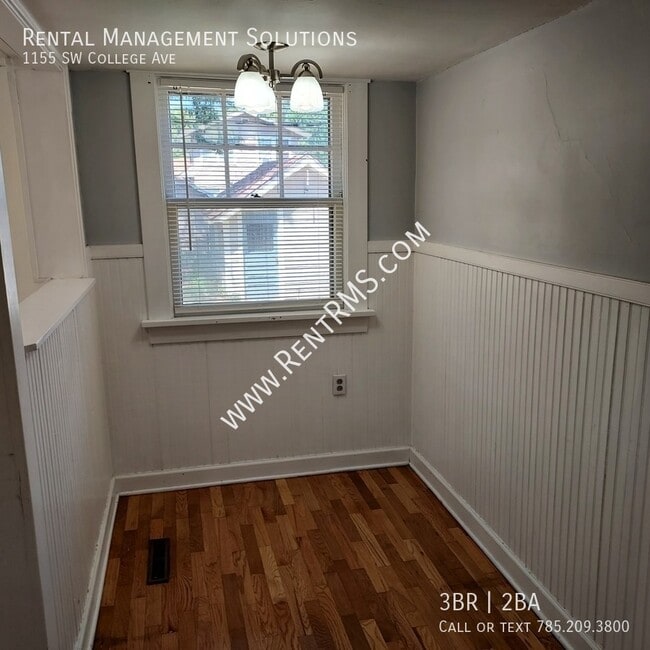 Building Photo - 1155 SW College Ave