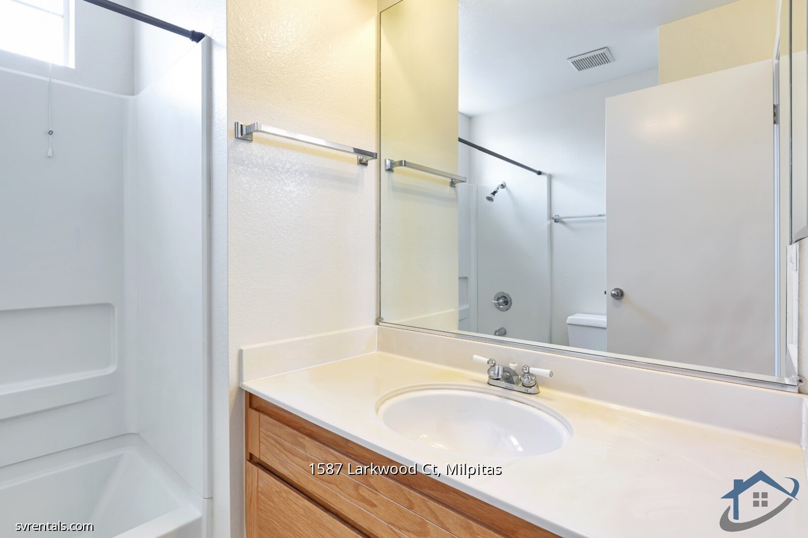 Building Photo - 1587 Larkwood Ct
