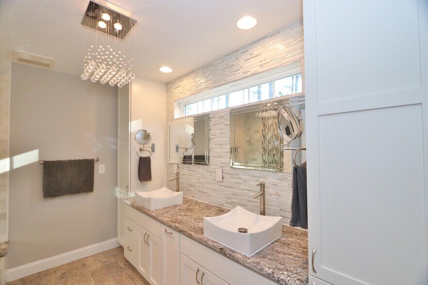 Building Photo - 46 Frances Dr