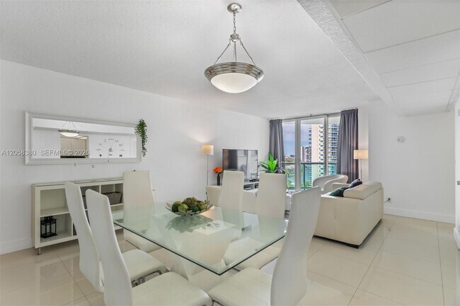 Building Photo - 3801 S Ocean Dr