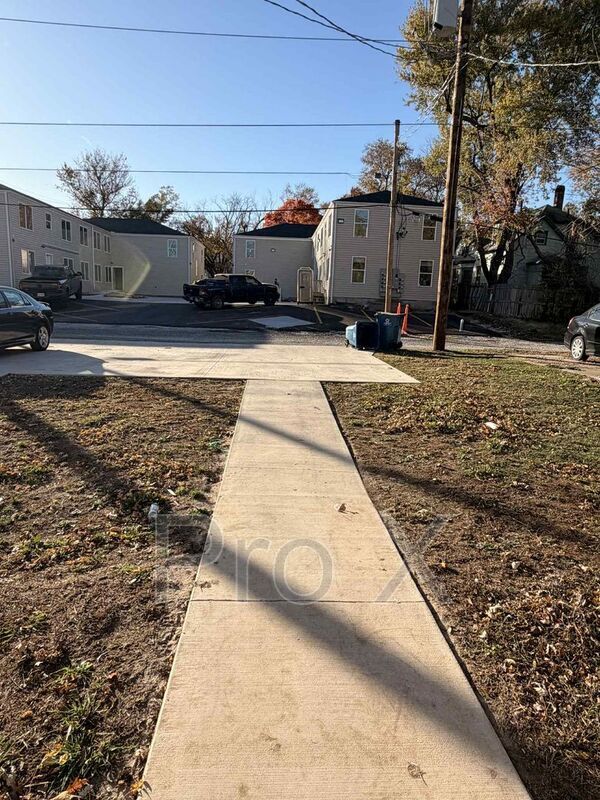 Building Photo - 120 S Pearl