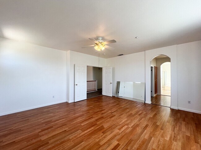 Building Photo - 509 Marla Dr