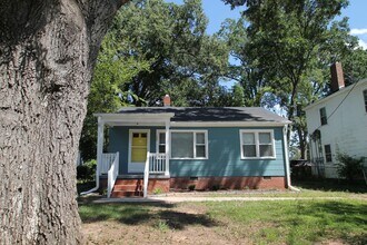 Building Photo - 1058 Ebenezer Ave Ext