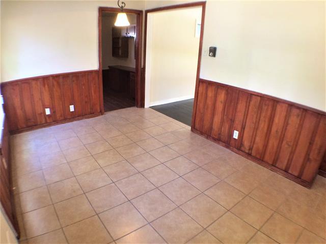 Building Photo - 2113 Haltom Rd