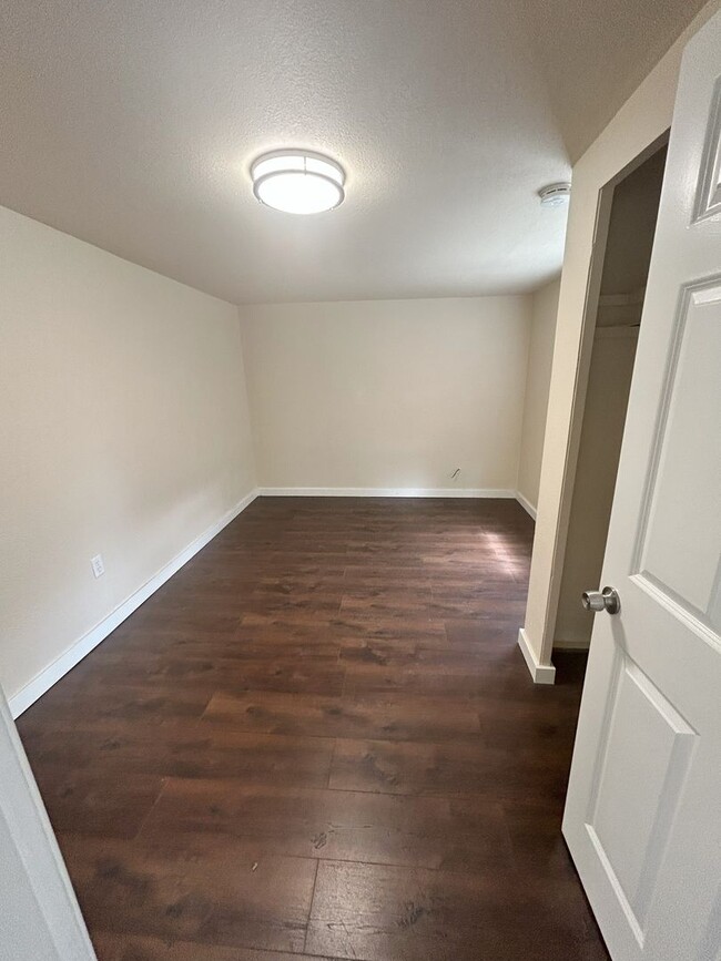 Building Photo - 3 Bed, 1 Bath in Meridian School District.