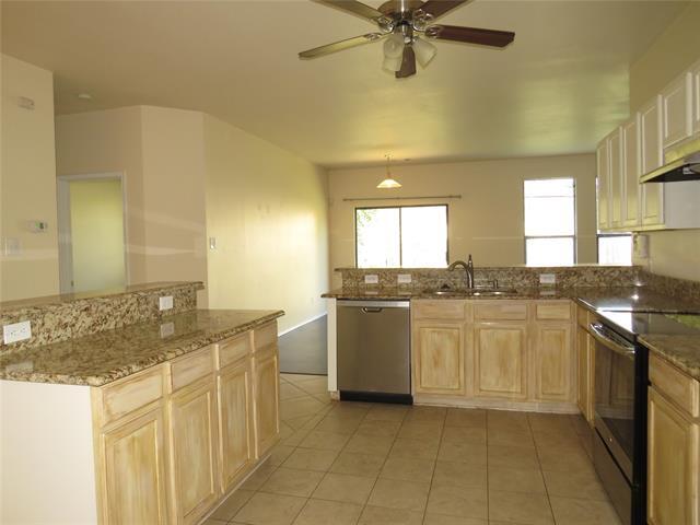 Building Photo - 2821 Hilcroft Ave