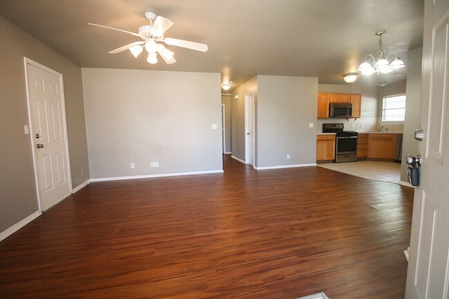 Building Photo - 3 Bed 2 Bath Rental Home in Tulsa