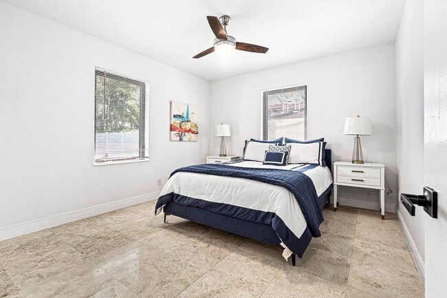 Building Photo - 1430 NE 16th Ave