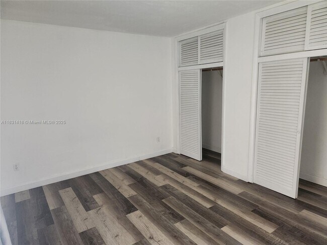 Building Photo - 7505 SW 82nd St
