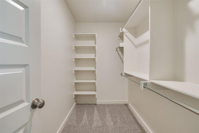 Building Photo - Luxury NEW 3 Bedroom 2.5 Bathroom Townhome...