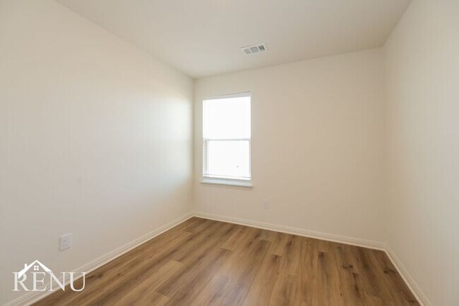 Building Photo - Coming Soon!