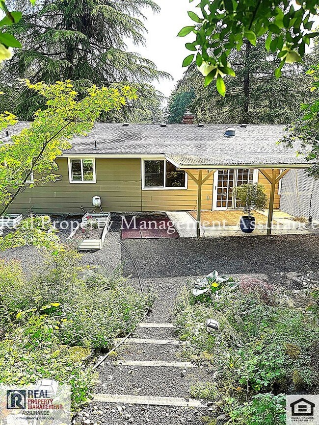 Building Photo - 3260 Arbor Dr