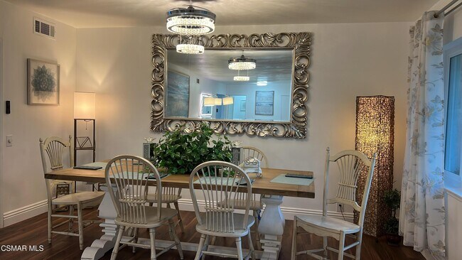 Building Photo - 1572 Dover Ave