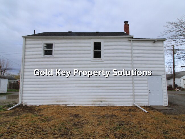 Building Photo - 2633 Main St