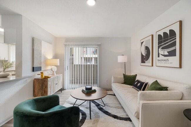 Primary Photo - 2800 Ashford Trail Dr