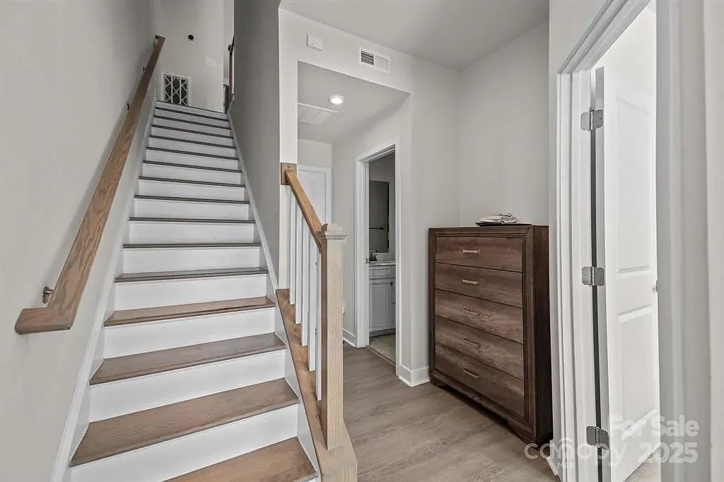 Building Photo - Room in Townhome on Broad River Ln