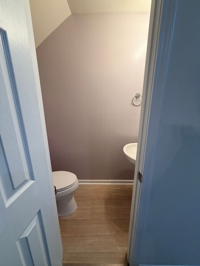 Building Photo - Welcome To the Townes Of Buckwalter