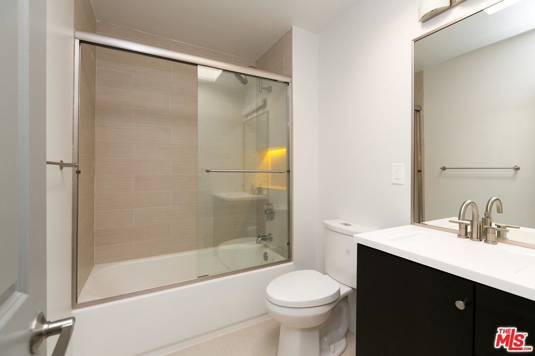 Bathroom with sky light - 130 S Hoover St