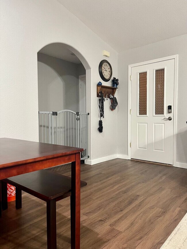 Building Photo - VILLA CHAPARRAL