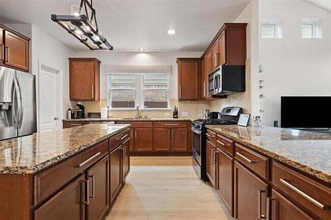 Building Photo - 245 Peggy Dr