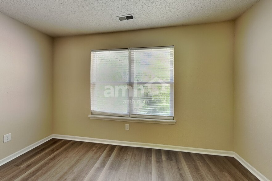 Building Photo - 4422 Autumn Crest Ct