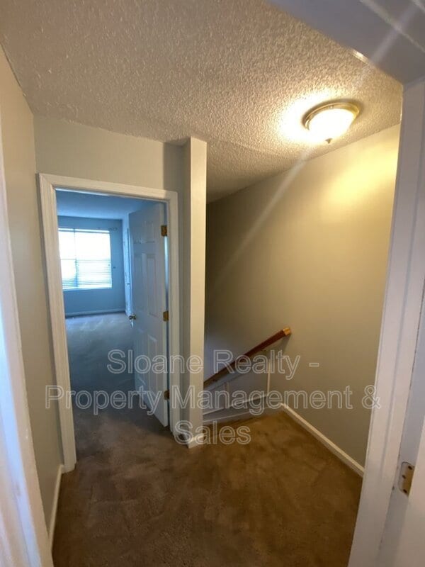 Building Photo - 6239 Lucille Dr